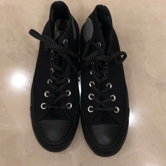 Converse Shoes - Converse hightop sneakers